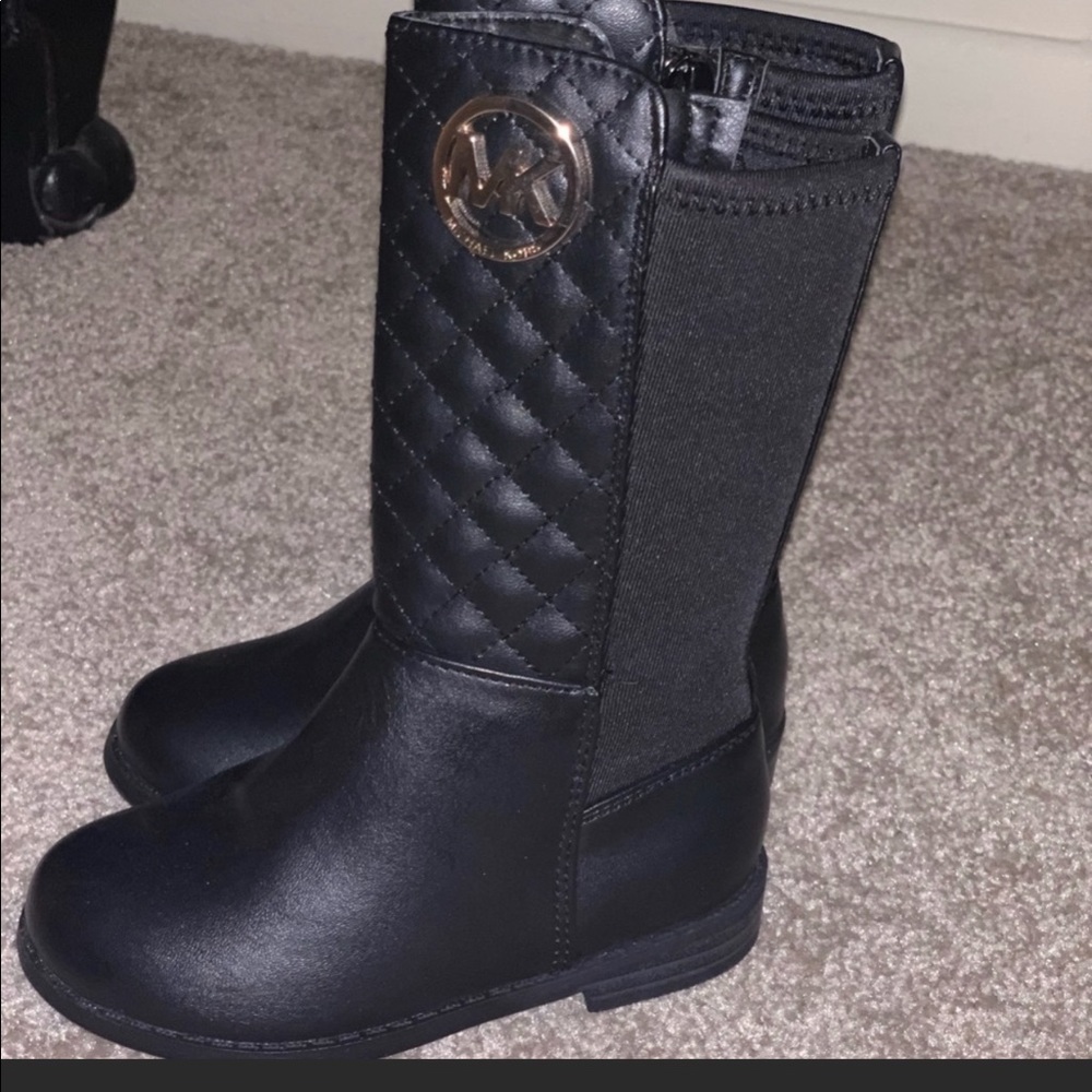 Girls Micheal Kors boots
